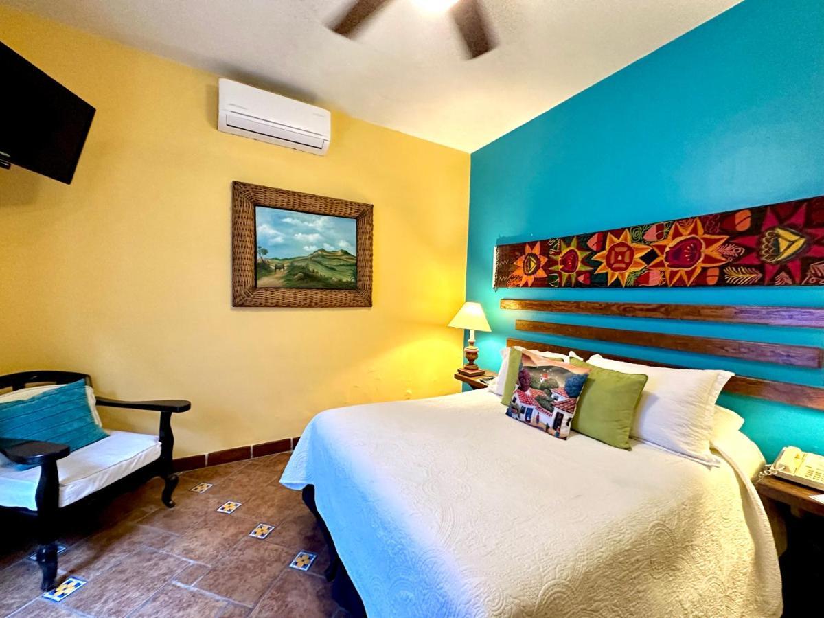 La Villa Del Ensueno Boutique Hotel Тлакепаке Экстерьер фото